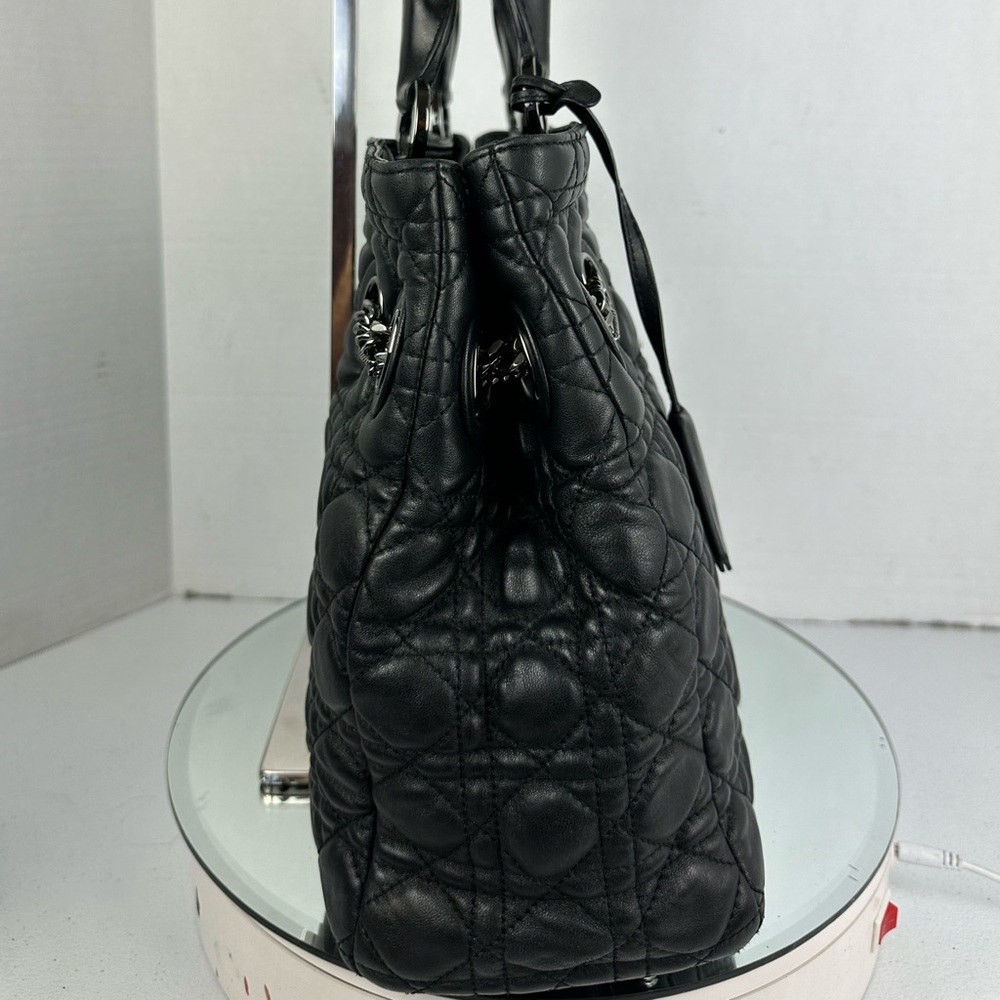 Dior Black Quilted Handbag + Dior wallet - Picture 4 of 16